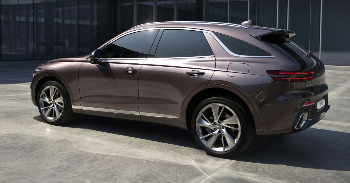 ▲두터운 C필러와 볼륨감 넘치는 측면 캐릭터 라인이 인상적이다.  (사진제공=제네시스)