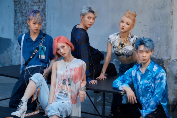 ▲체크메이트(사진=그레이스컴퍼니엔터테인먼트 제공)