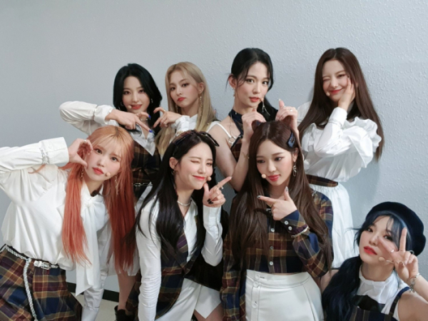 ▲프로미스나인(사진 = 오프더레코드 제공)