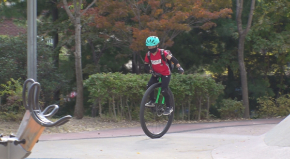 ▲외발자전거 신동(사진제공=SBS)