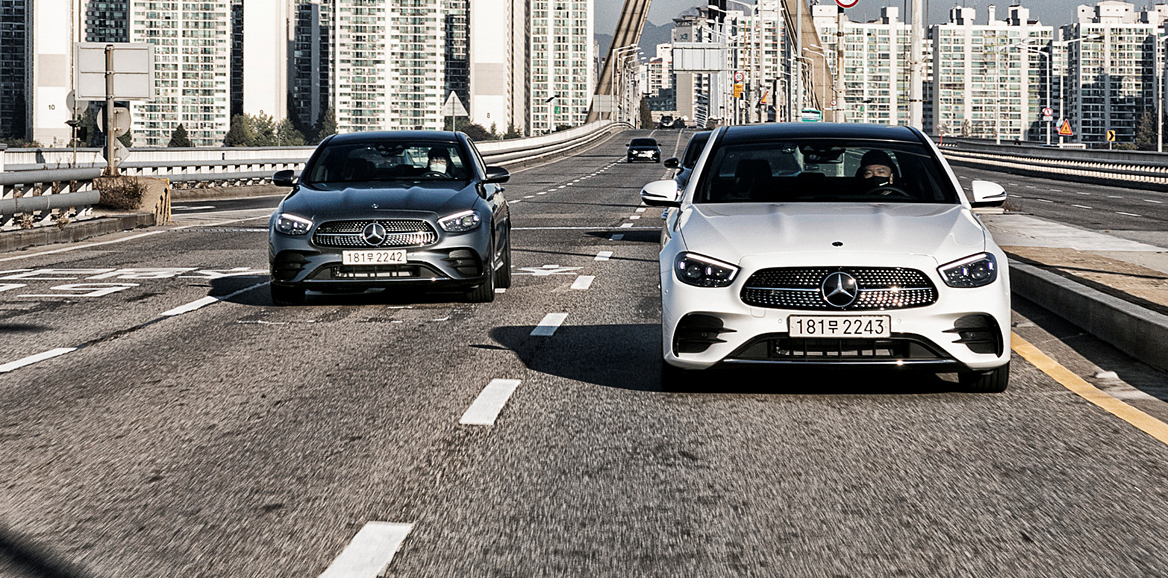 ▲국내에는 2.0 디젤(E 220 d)와 2.0 가솔린(E 350) 등 두 가지가 먼저 선보인다.  (사진제공=메르세데스-벤츠 코리아)