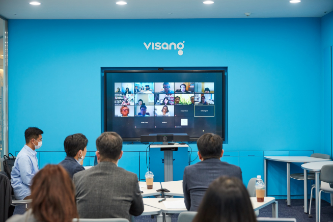 ▲글로벌 교육 문화 기업 비상교육은 동남아시아 4개국 출판인이 참여하는 ‘아시아 국가 출판인 연수’ 후속 세미나를 지난달 28일 화상으로 진행됐다. (비상교육 제공)