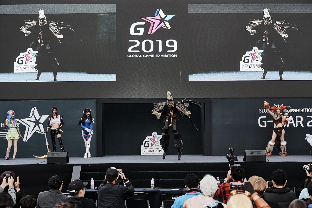 ▲지난해 '지스타 2019' 당시 코스프레 어워즈 현장 모습. (사진제공=지스타조직위원회)