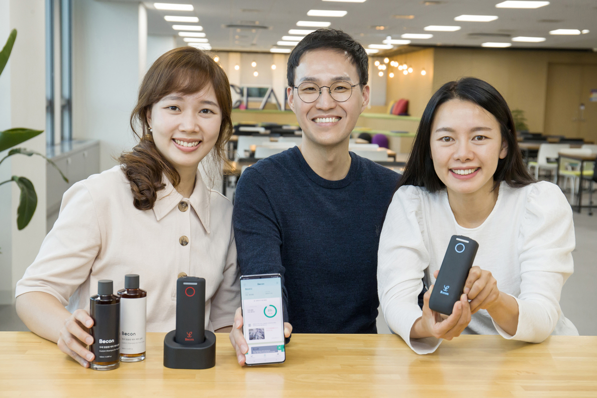 ▲AI 분석을 통해 개인 맞춤형 탈모 관리 솔루션을 제공하는 '비컨(Becon)' (사진제공=삼성전자)