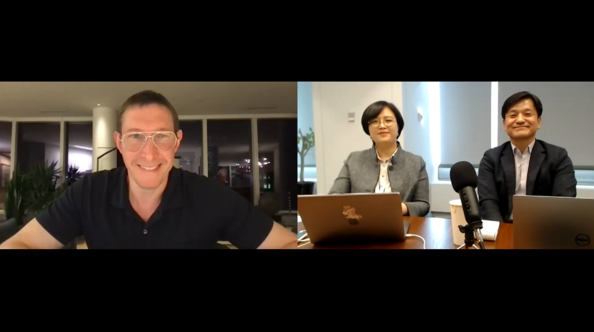 ▲글렌 드 브리스 메디데이터 대표(왼쪽)와 홍성용 메디데이터 코리아 대표(오른쪽)가 9일 온라인 기자간담회에서 질의응답을 진행하고 있다. (사진제공=메디데이터)