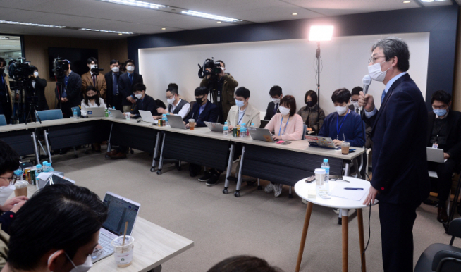 ▲유승민 전 의원이 18일 오전 서울 여의도 국회 앞 태흥빌딩 '희망 22' 사무실에서 열린 기자간담회에서 인사말을 하고 있다. (연합뉴스)