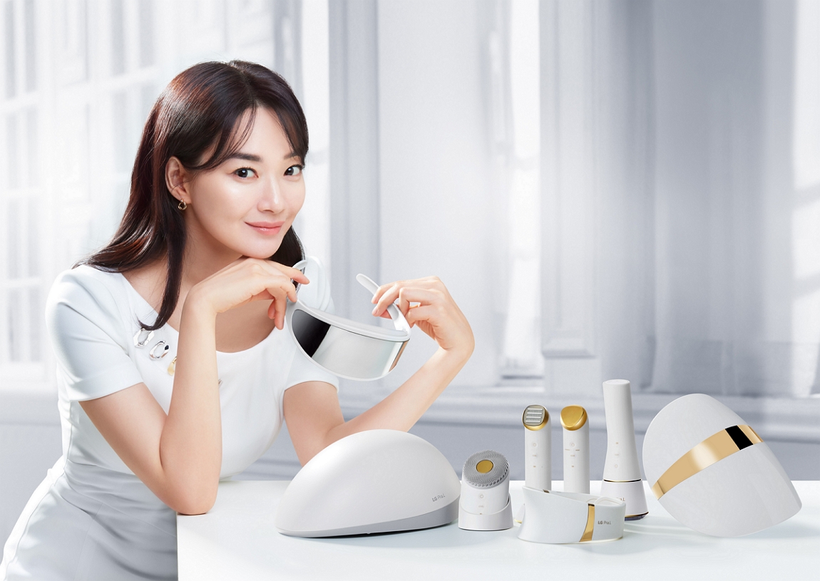 ▲LG전자가 프리미엄 홈 뷰티기기 브랜드 프라엘(Pra.L)이 새로운 광고 모델로 배우 신민아를 발탁했다. (사진제공=LG전자)