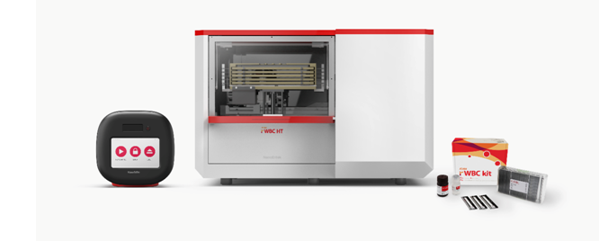 ▲나노엔텍의 혈액제제 분석시스템, 왼쪽부터 ADAM-rWBC2, ADAM-rWBC HT, 소모품 rWBC Kit