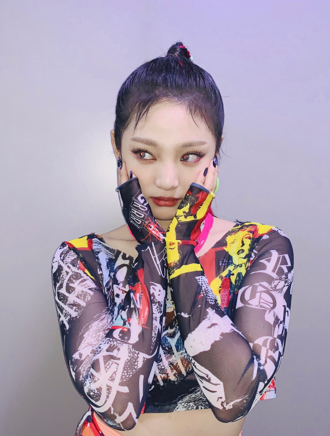 ▲스브스케이팝 사과 (출처=에스파SNS)