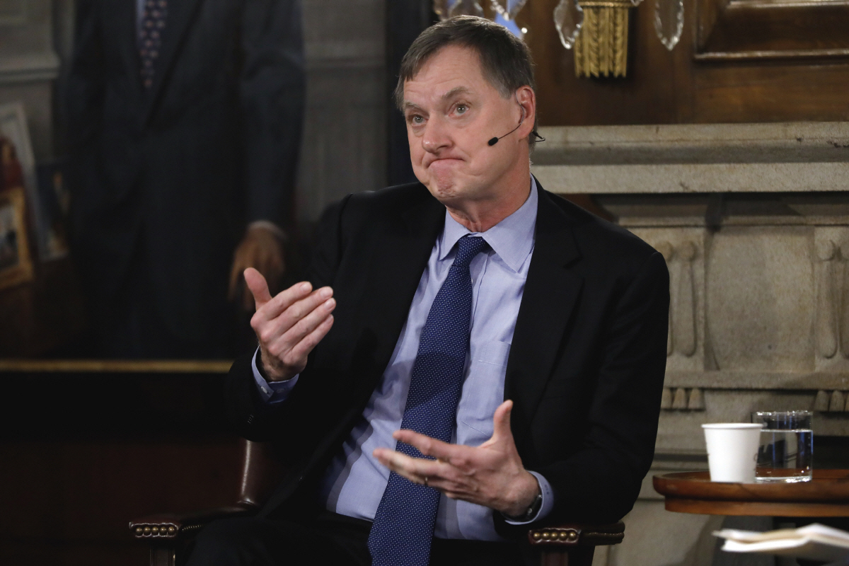 ▲찰스 에반스 시카고 연은 총재가 지난해 11월 6일(현지시간) 뉴욕에서 열린 국회 외교위원회에 참석해 발언하고 있다. 뉴욕/AP뉴시스