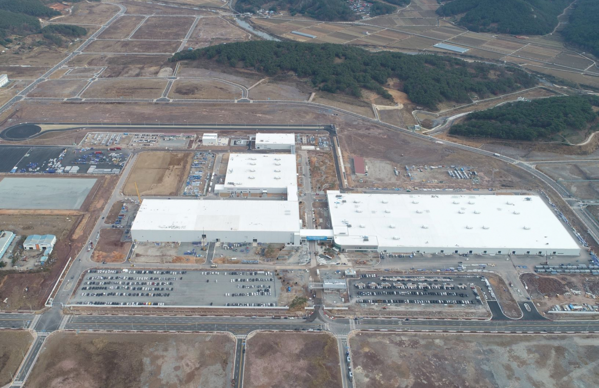 ▲광주 빛그린 산업단지에 건설 중인 광주글로벌모터스 완성차 공장의 전경. (사진제공=광주글로벌모터스)