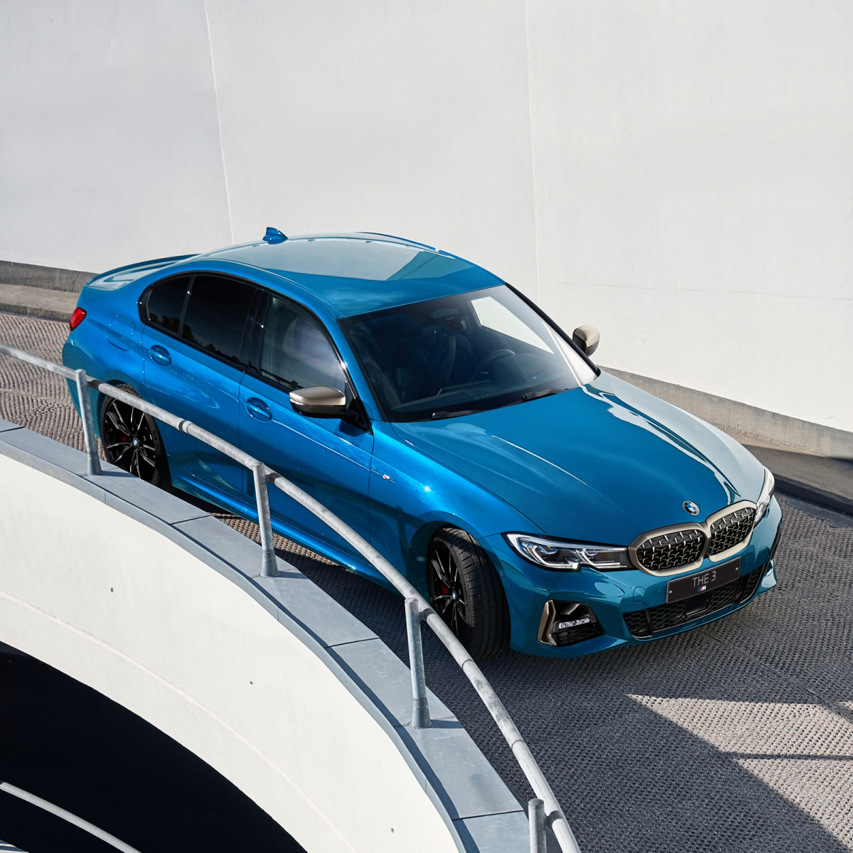 ▲M340i BMW 코리아 25주년 롱 비치 블루에디션  (사진제공=BMW코리아)