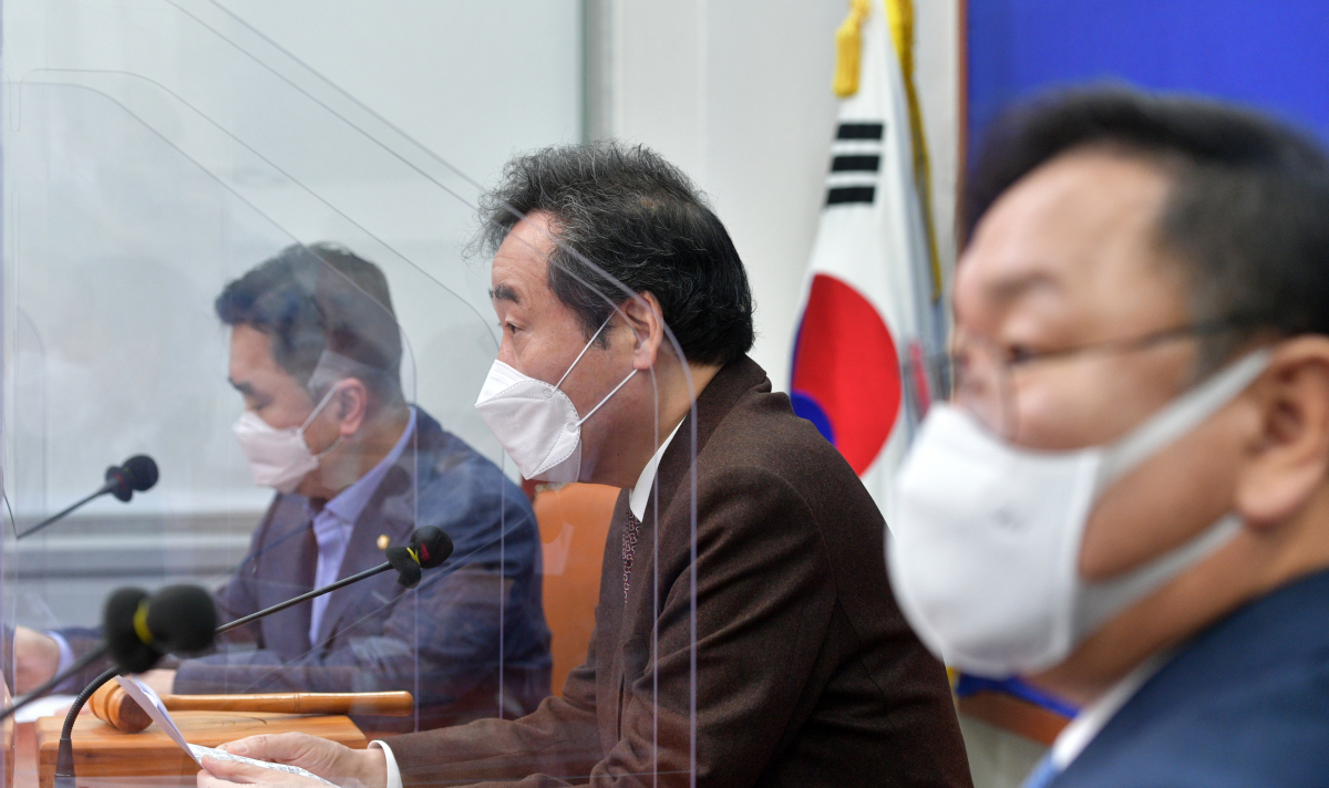 ▲이낙연 더불어민주당 대표가 11일 서울 여의도 국회에서 열린 최고위원회의에서 발언하고 있다. (연합뉴스)