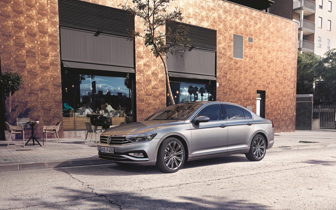 ▲폭스바겐코리아가 최신 기술이 집약된 비즈니스 세단 ‘신형 파사트 GT’를 14일 출시하고 사전계약에 돌입했다.  (사진제공=폭스바겐코리아)