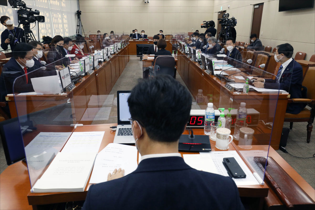▲22일 오전 서울 여의도 국회에서 권덕철 보건복지부 장관 후보자에 대한 국회 인사청문회가 열리고 있다. (연합뉴스)
