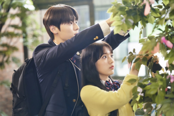 ▲'라이브온'(사진제공=플레이리스트)