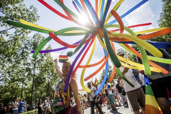 ▲2016년 7월 2일 헝가리 부다페스트에서 열린 제21회 부다페스트 프라이드 LGBTQ 페스티벌 행진 모습. AP연합뉴스
