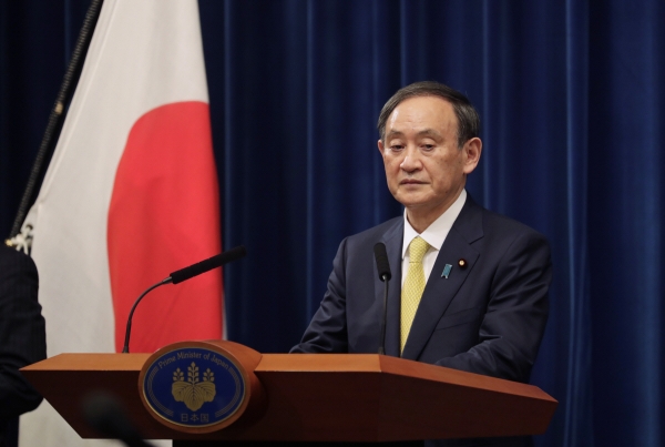 ▲스가 요시히데 일본 총리가 4일 도쿄에서 기자회견을 하고 있다. 도쿄/AP연합뉴스 
