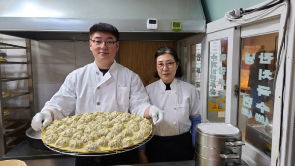 ▲아현시장 만두달인(사진제공=SBS)