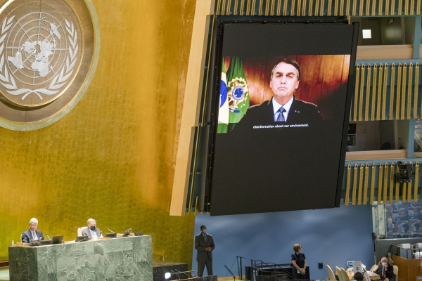 ▲자이르 보우소나루 브라질 대통령이 9월 22일(현지시간) 뉴욕에서 열린 유엔총회 화상회의에 참석해 발언하고 있다. 뉴욕/AP뉴시스
