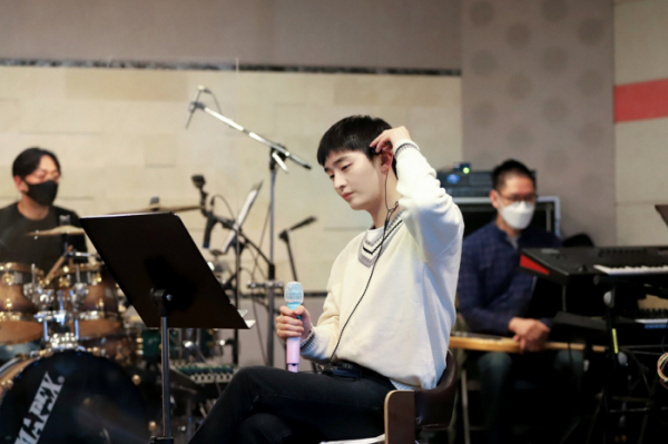 ▲윤지성(사진=LM엔터테인먼트 제공)