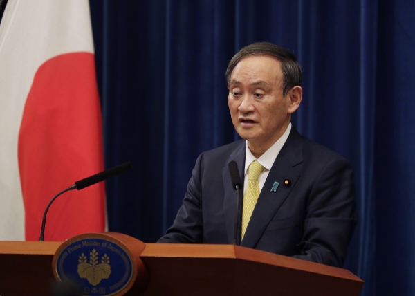 ▲스가 요시히데 일본 총리가 4일 도쿄에서 기자회견을 하고 있다. 도쿄/AP뉴시스 
