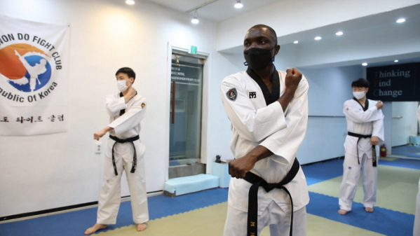 ▲‘한국에 산다'(사진제공=EBS1)