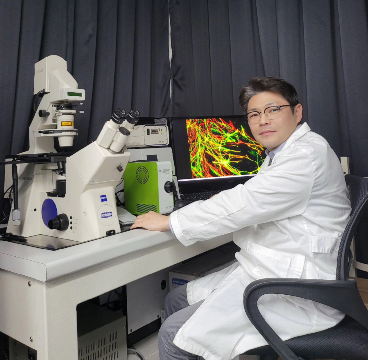 ▲'성인의 뇌가 기억을 유지하는 방식'을 규명한 카이스트 생명과학과 정원석 교수 (사진제공=삼성전자)