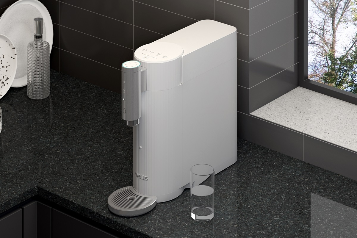 ▲국내 최소 직수 정수기 '웰스더원 디지털 데스크탑' (사진제공=웰스)