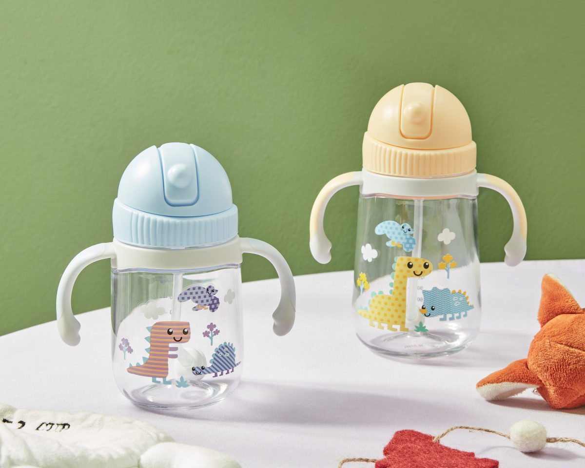 ▲락앤락 ‘슬라이드 뚜껑 유아용 빨대 물병’ (사진제공=락앤락)