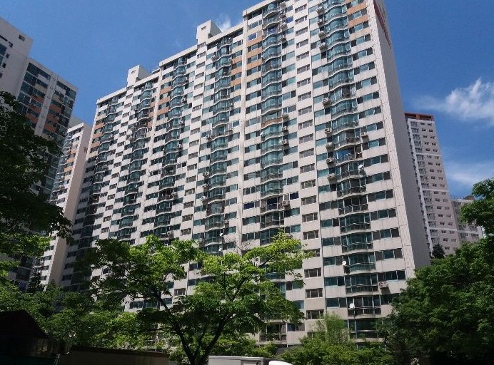 ▲서울 구로구 개봉동 470 삼환아파트. (사진 제공=지지옥션)