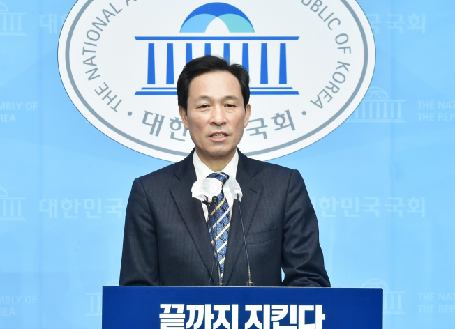 ▲ 4ㆍ7 서울시장 재보궐선거 출마를 선언한 더불어민주당 우상호 의원이 13일 국회 소통관에서 부동산 정책을 발표하고 있다. (연합뉴스)