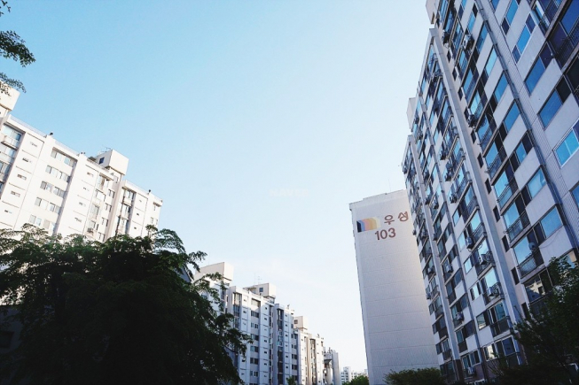 ▲서울 양천구 목동 우성1차 아파트 전경. (네이버부동산)