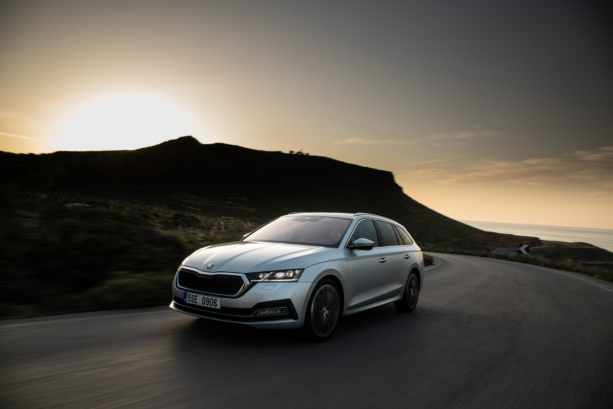 ▲금호타이어는 체코의 대표적인 자동차 기업 스코다의 '옥타비아'에 신차용 타이어를 공급한다.  (사진제공=금호타이어)