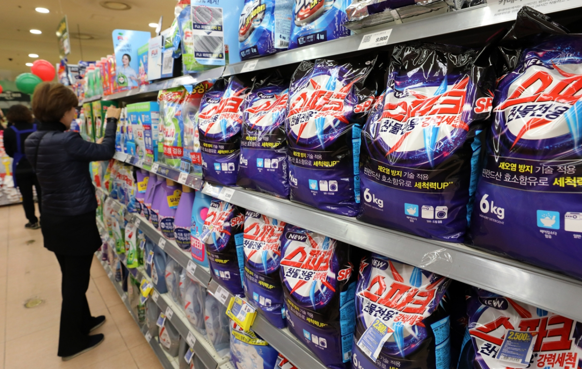 ▲대형마트에서 판매 중인 세탁세제. (뉴시스)