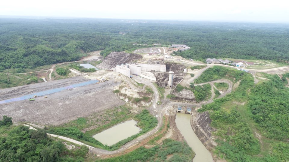 ▲인도네시아 까리안에 건설 중인 '까리안댐'. 한국수자원공사는 올해 까리안댐의 수원으로 하는 광역상수도 사업을 수주했다. (사진제공=한국수자원공사)