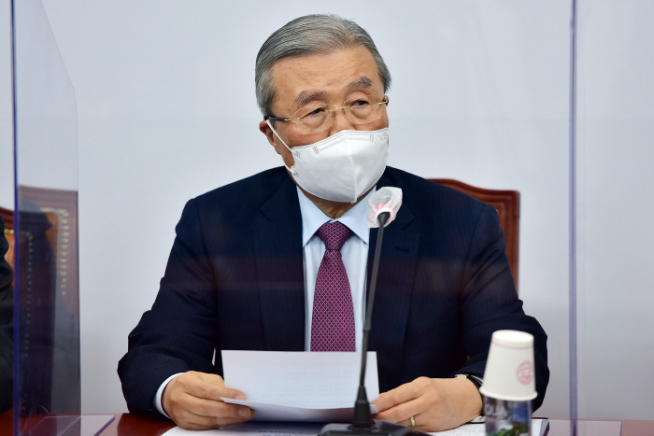 ▲ 국민의힘 김종인 비상대책위원장이 28일 국회에서 열린 비상대책위원회의에서 발언하고 있다.  (연합뉴스)