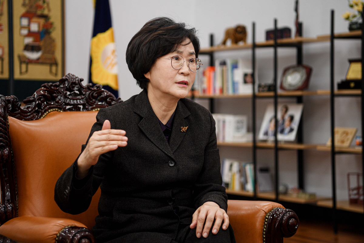 ▲김상희 국회부의장이 서울 여의도 국회 본관 국회부의장실에서 이투데이와 인터뷰 하고 있다. 조현호 기자 hyunho@
