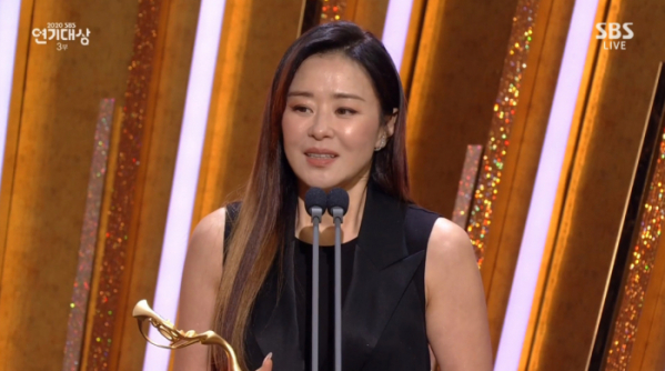 ▲'연기대상' 최강희(사진제공 = SBS)
