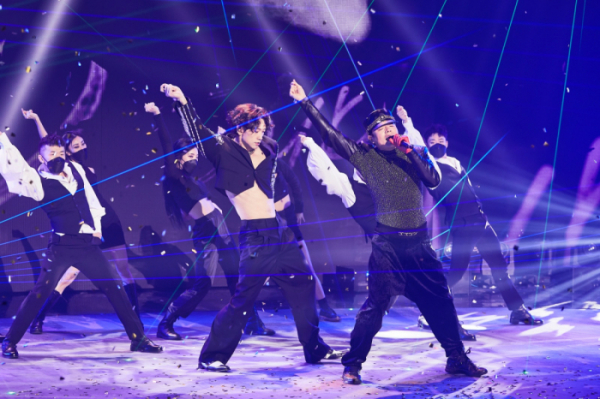 ▲'나로 바꾸자' 박진영, 비(사진제공=MBC)