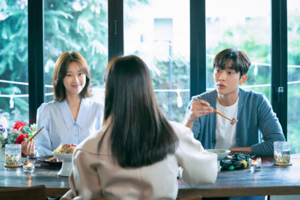 ▲‘선배, 그 립스틱 바르지 마요’(사진제공=JTBC스튜디오)