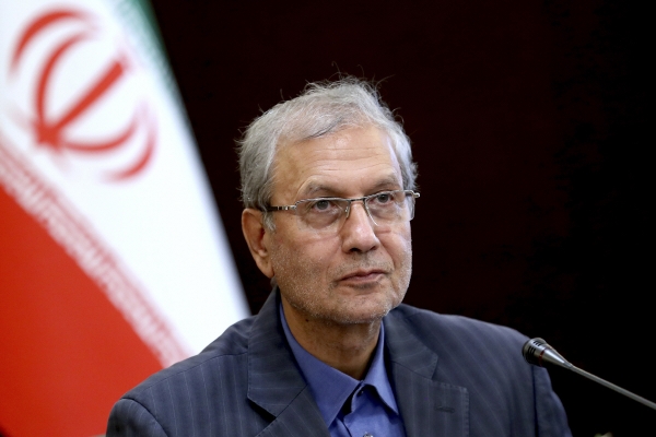 ▲지난해 7월 7일(현지시간) 알리 라비에이 이란 정부 대변인이 테헤란에서 기자회견을 하고 있다. 테헤란/AP뉴시스
