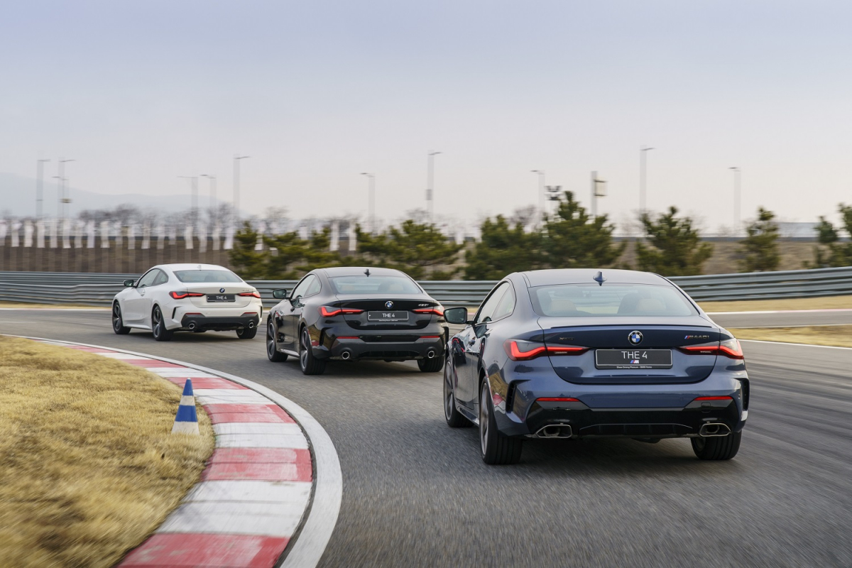 ▲4시리즈 최초로 선보이는 고성능 M 퍼포먼스 모델 뉴 M440i xDrive 쿠페와 컨버터블은 최고출력 387마력, 최대 토크 51.0kgㆍm를 뿜어내는 M 트윈파워 터보 직렬 6기통 가솔린 엔진을 얹었다.  (사진제공=BMW코리아)