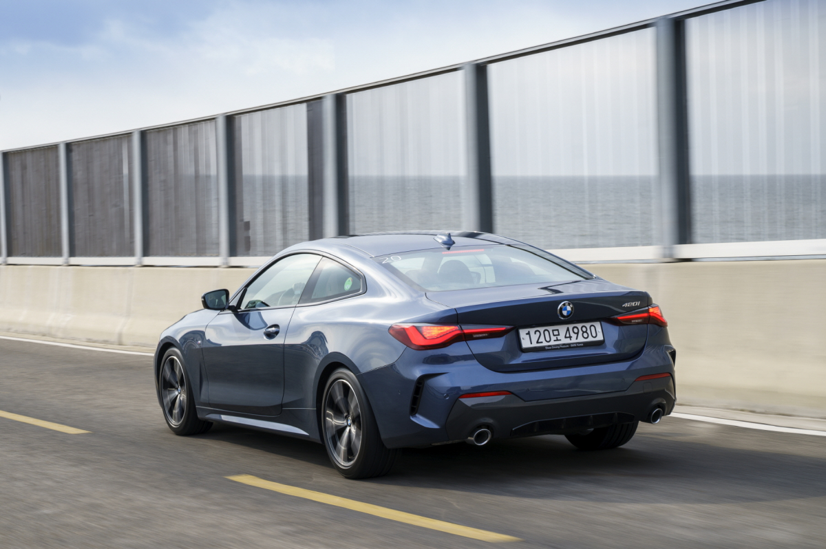 ▲4기통 가솔린 트윈파워 터보 엔진을 얹어 최고출력 184마력, 최대토크 30.6㎏ㆍm의 힘을 낸다. (사진제공=BMW코리아)