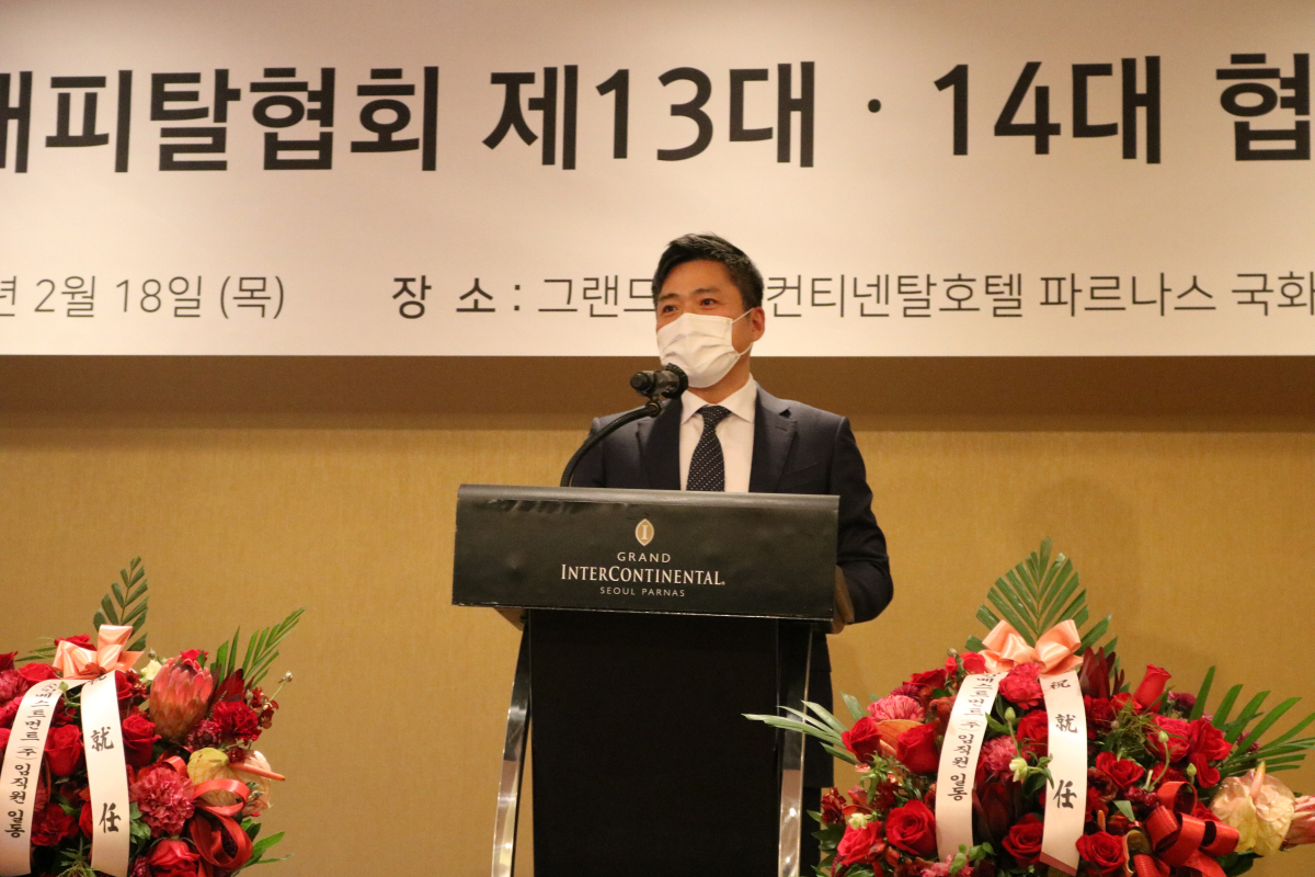 ▲18일 그랜드인터컨티넨탈 서울 파르나스 호텔에서 한국벤처캐피탈협회 제14대 지성배 회장이 취임사를 낭독하고 있다.  (사진제공=한국벤처캐피탈협회)