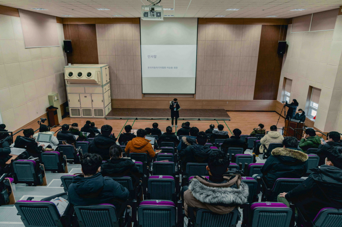 ▲한국자동차기자협회는 국내 일간 신문과 방송, 통신사, 온라인, 자동차 전문지 등 54개 언론사가 회원사로 활동 중이다. 2010년 8월 12일 설립됐으며, 2013년 산업통상자원부로부터 사단법인 인가를 받았다.  (사진제공=KAJA)