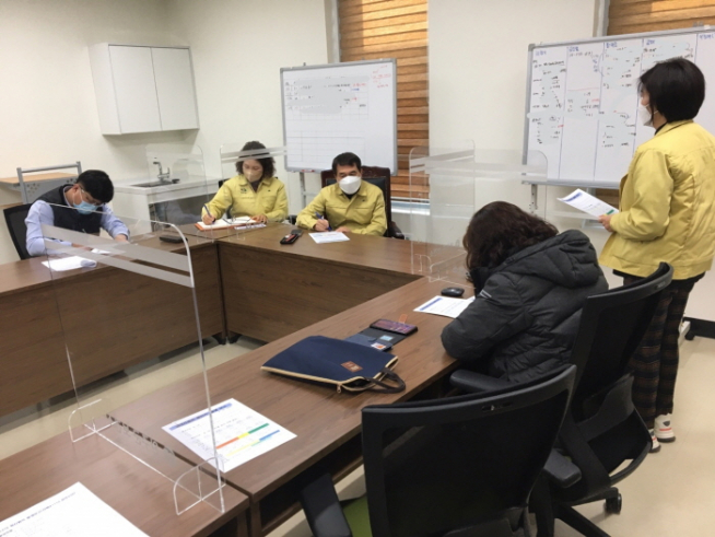 ▲완주군, 현대차 코로나19 확진 관련 대책 회의 (완주군 )