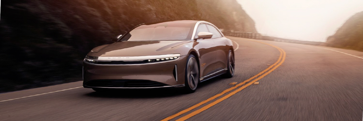 ▲전기차 스타트업 루시드가 공개한 전기차 세단 ‘루시드 에어’. 출처 루시드 트위터