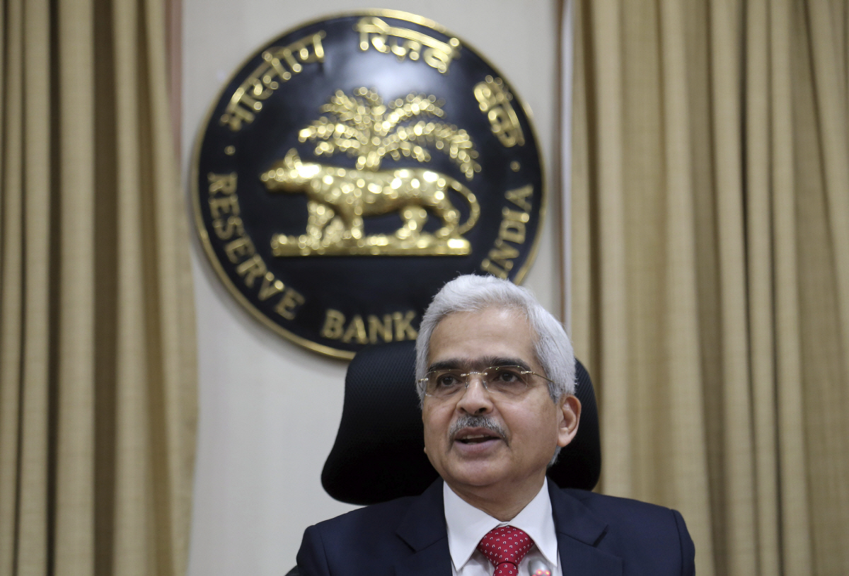 ▲2019년 8월 7일(현지시간) 샤크티칸타 다스 인도 중앙은행 총재가 뭄바이에서 열린 기자회견에서 발언하고 있다. 뭄바이/AP뉴시스