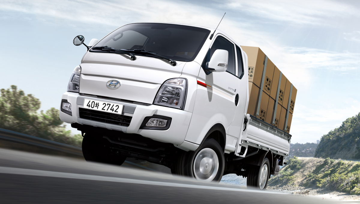 ▲현대차가 안전 편의사양을 확대 적용한 ‘2021 포터II’를 출시했다. (사진제공=현대차)